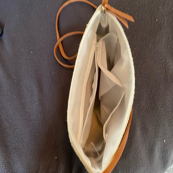 Purse - Picture 3 of 4